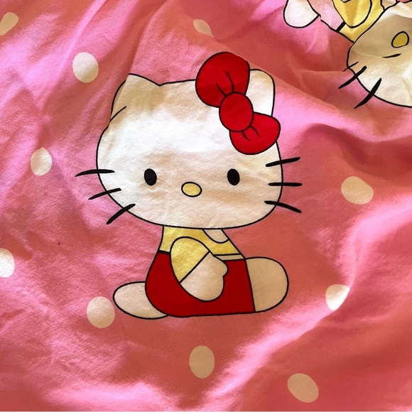 Hello Kitty tank top💕💖💕Sleep top. Super soft and comfy. Much loved and adored - Picture 2 of 16